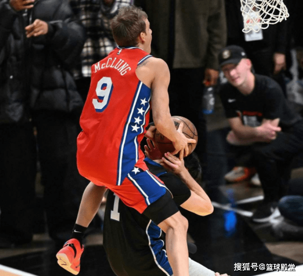 皇家马德里训练开放日，冲刺阶段绝杀压哨引欢呼，中超在即，心理建设被强调的简单介绍